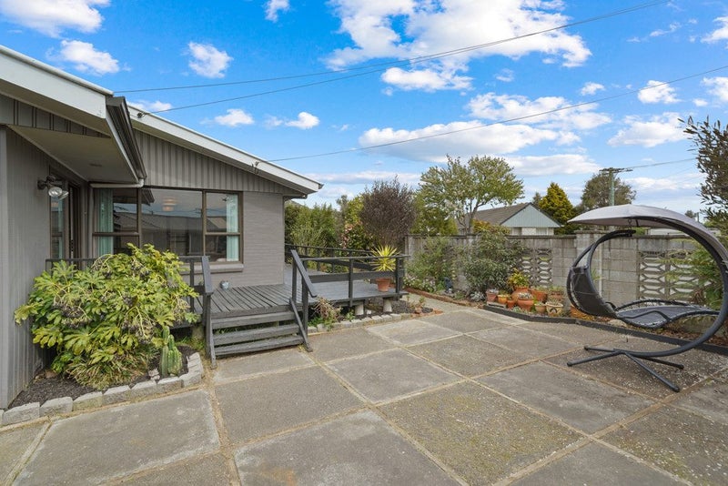 7 Adrian Place, Shirley, Christchurch - Carousel 2