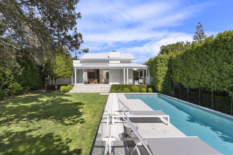 3 Masons Avenue, Herne Bay, Auckland - Carousel 1