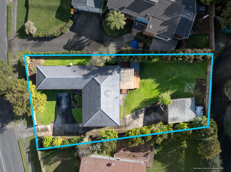 108 Oaktree Avenue, Browns Bay, Auckland - Carousel 1