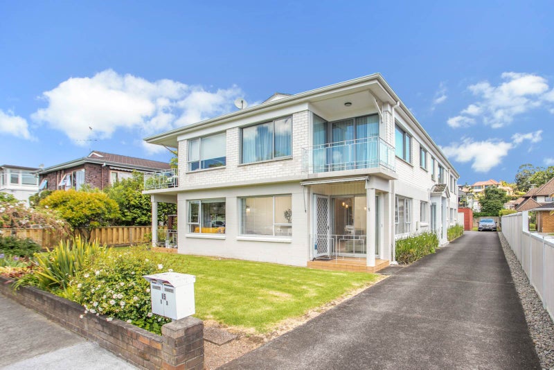 1/15 Eltham Road, Kohimarama, Auckland - Carousel 1