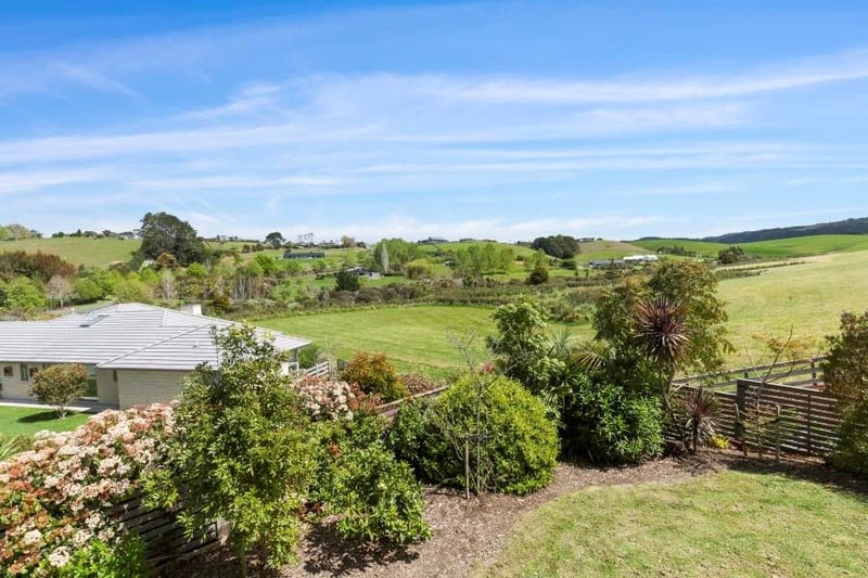 5 Laly Haddon Place, Warkworth - Carousel 2