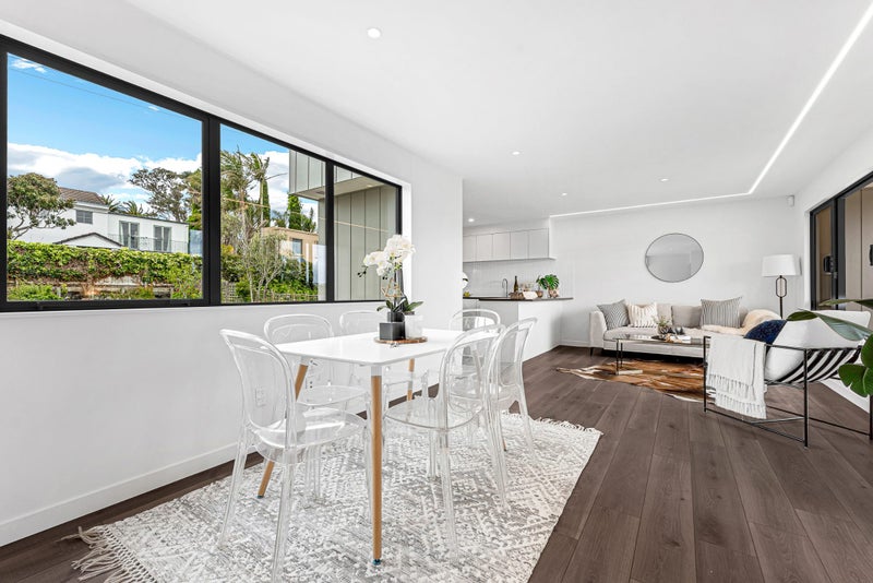 2/49 Northboro Road, Belmont, Auckland - Carousel 1