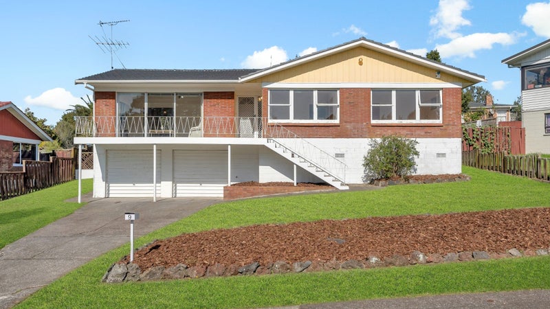 9 Blyton Lane, Pakuranga Heights, Auckland - Carousel 1