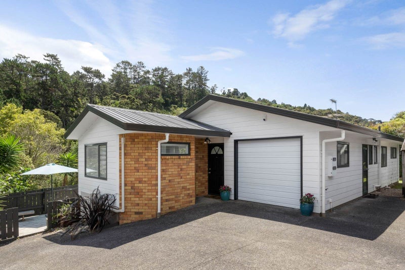 2/136 Lynn Road, Bayview, Auckland - Carousel 1