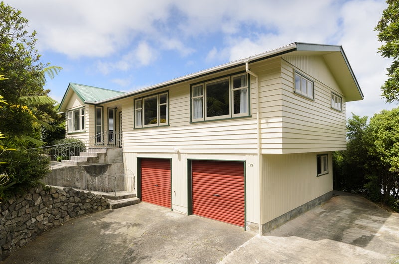 69 Winston Street, Crofton Downs, Wellington - Carousel 1