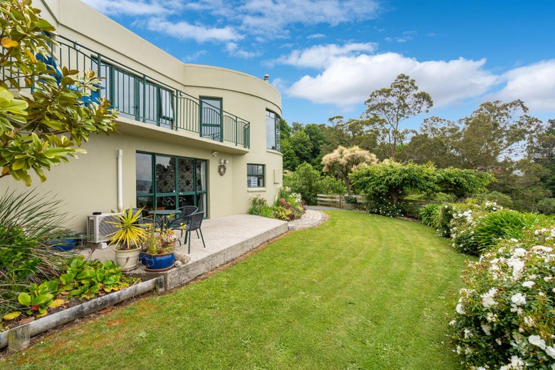36 Burkes Drive, Saint Leonards, Dunedin - Carousel 1