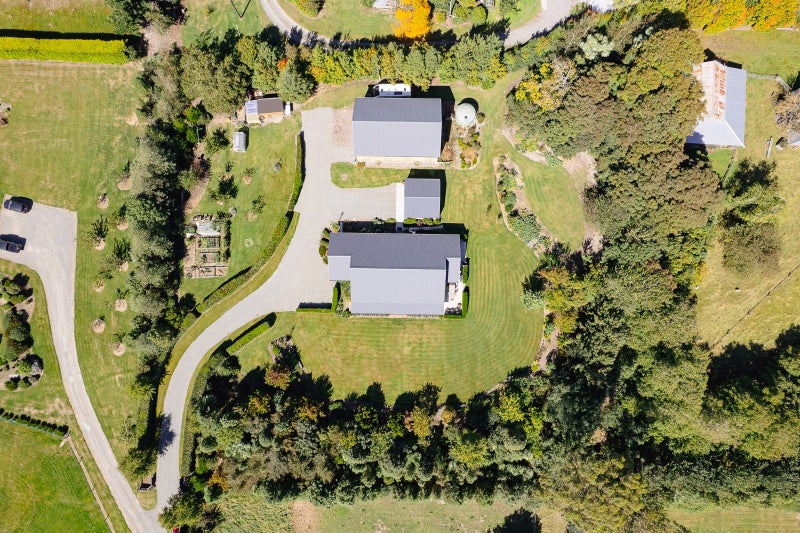 49 Stott Drive, Darfield, Darfield - Carousel 36