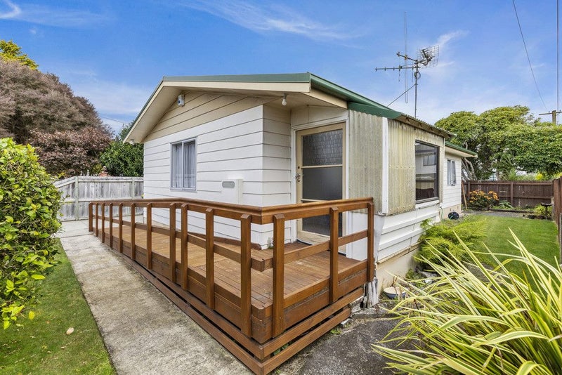 24A Odette Street, Bader, Hamilton - Carousel 1