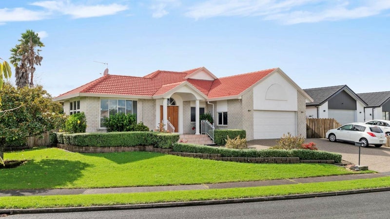 12 Bowscale Place, Northpark, Auckland - Carousel 1