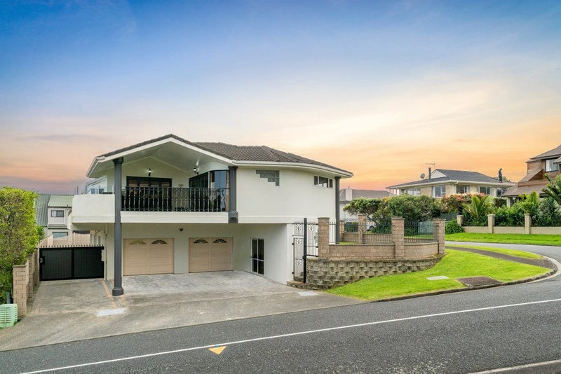 2 Camwell Close, Bucklands Beach, Auckland - Carousel 1