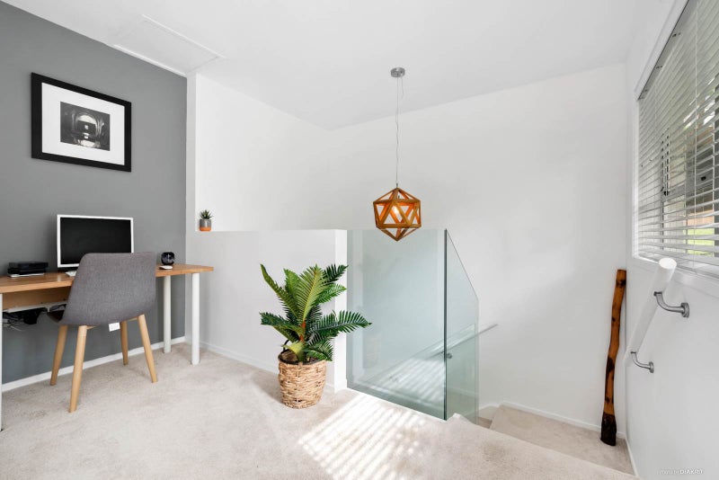 2/22 Sealy Road, Torbay, Auckland - Carousel 2