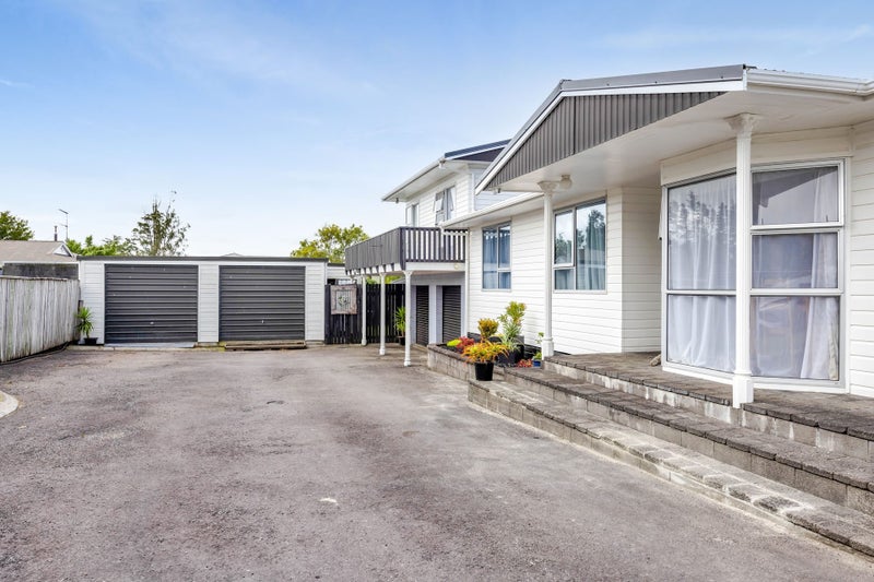 14 Kowhai Street, Strandon, New Plymouth - Carousel 2