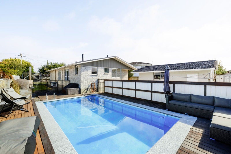 3 Norma Place, Riverlea, Hamilton - Carousel 1