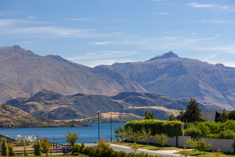 24 Minaret Ridge, Wānaka - Carousel 2
