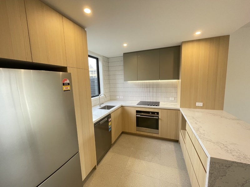 8 Tory Street, Petone, Lower Hutt - Carousel 2