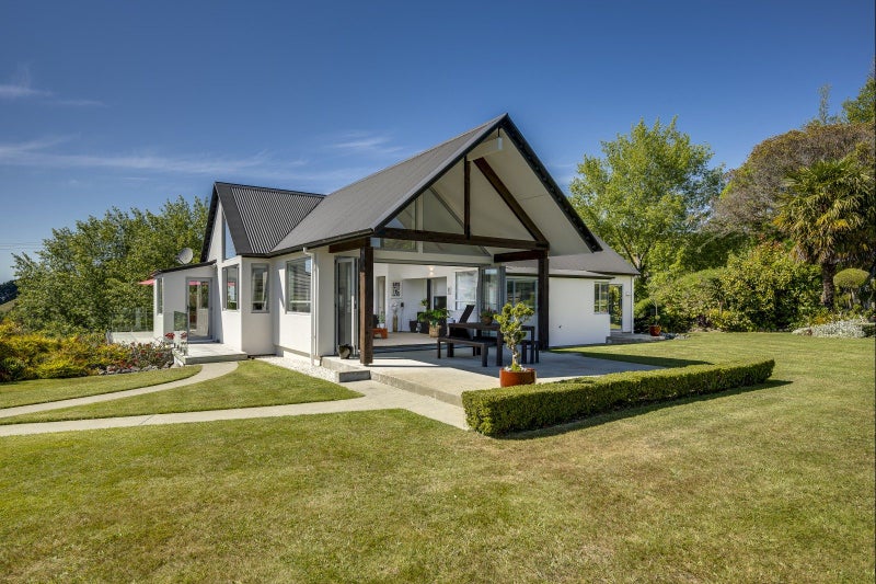 73 Kaimata Road, Bay View, Napier - Carousel 1