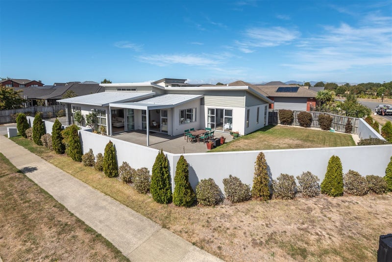 40 Westpark Drive, Burnside, Christchurch - Carousel 1