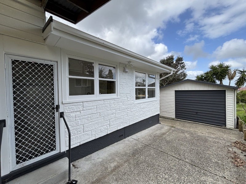 13 Verbena Road, Birkdale, Auckland - Carousel 19