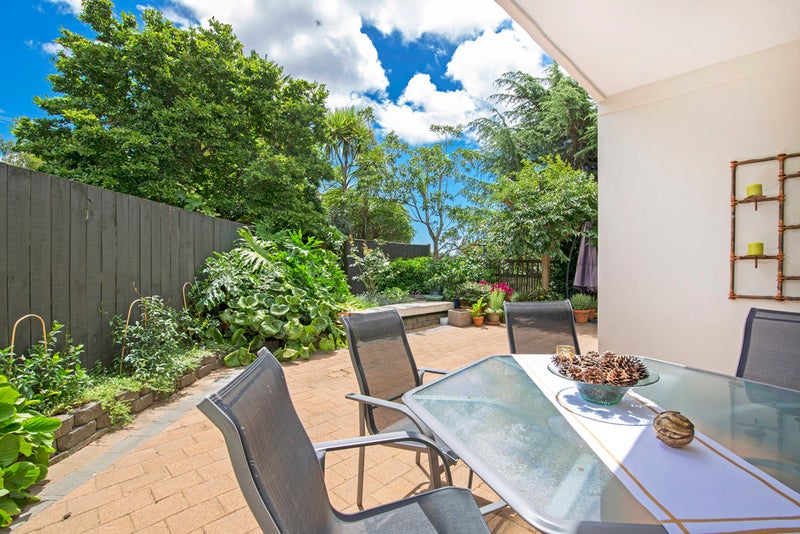 26 Seneca Court, Golflands, Auckland - Carousel 26