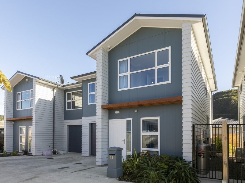 14 Ronalds Way, Taita, Lower Hutt - Carousel 1