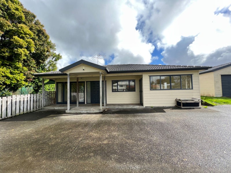 121A Golf Road, New Lynn, Auckland - Carousel 2