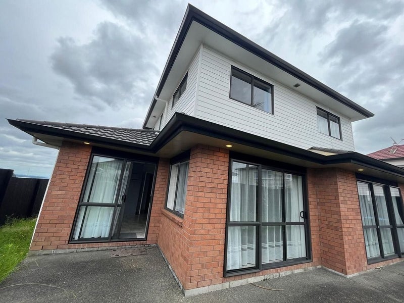 53 Donovan Street, Blockhouse Bay, Auckland - Carousel 1