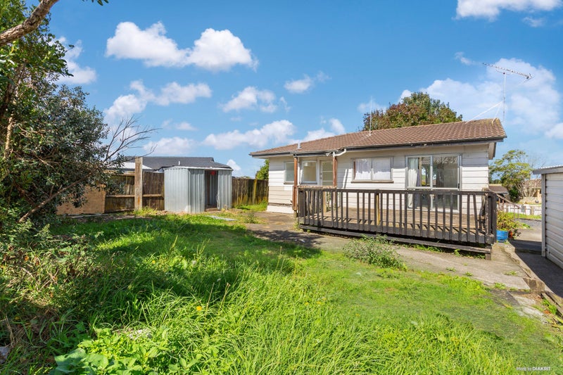 6 Secretariat Place, Randwick Park, Auckland - Carousel 2