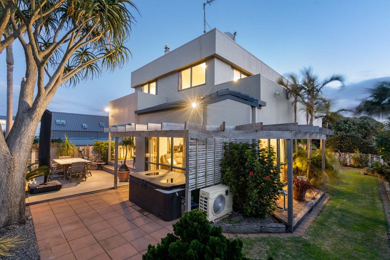 345A Oceanbeach Road, Mount Maunganui, Mount Maunganui - Carousel 1