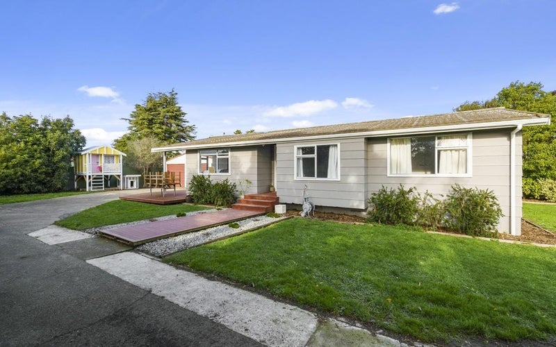 18 Marybank Mews, Highbury, Palmerston North - Carousel 1
