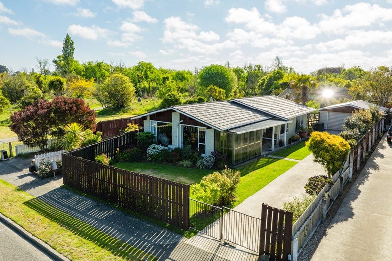 4 De Ville Place, Burwood, Christchurch - Carousel 2