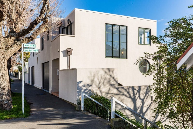 10 Upland Road, Kelburn, Wellington - Carousel 1