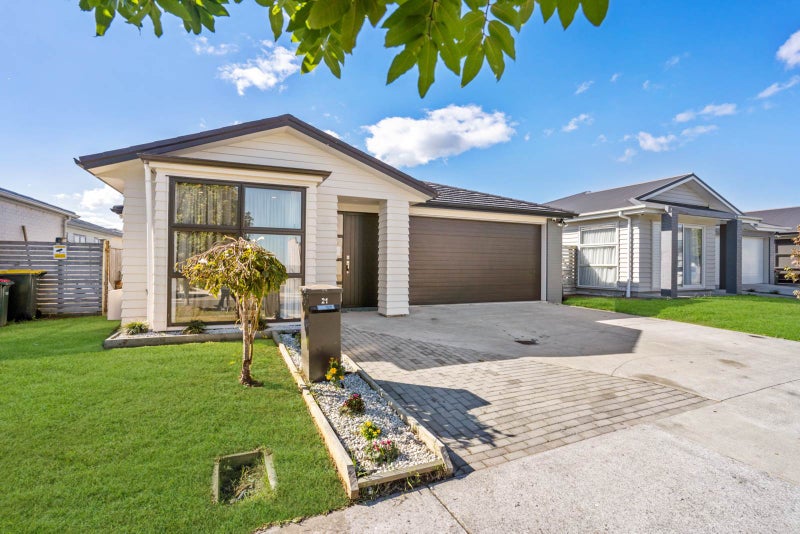 21 Hollowout Street, Takanini, Auckland - Carousel 1