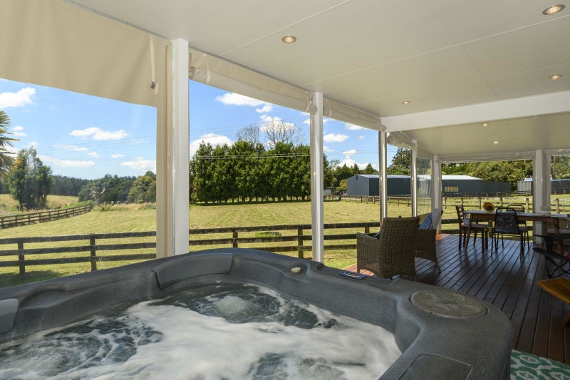 425 Mclaren Falls Road, Omanawa - Carousel 2