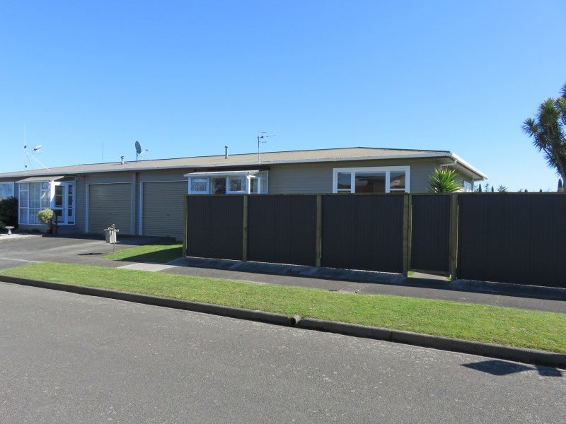 44 Abraham Crescent, Milson, Palmerston North - Carousel 15