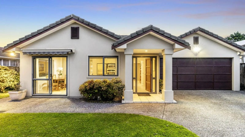 5 Turama Road, Royal Oak, Auckland - Carousel 1