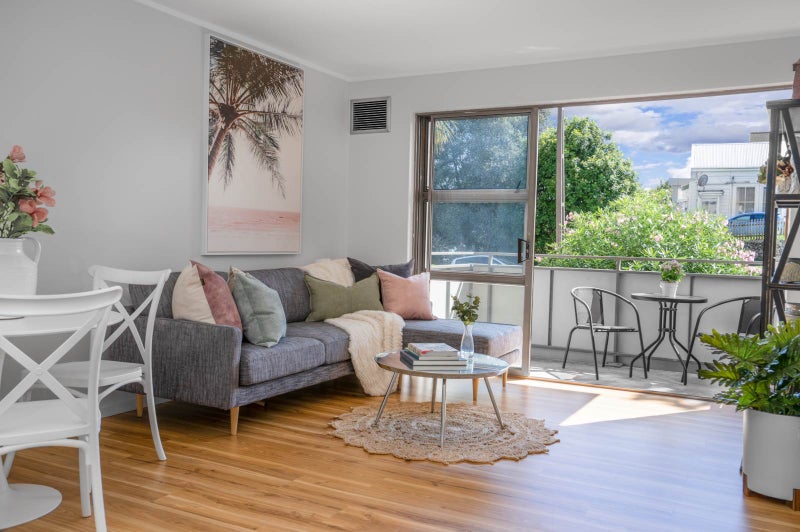 3/44 Esplanade Road, Mount Eden, Auckland - Carousel 2