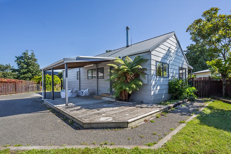 95 Kaimanawa Street, Kelvin Grove, Palmerston North - Carousel 2