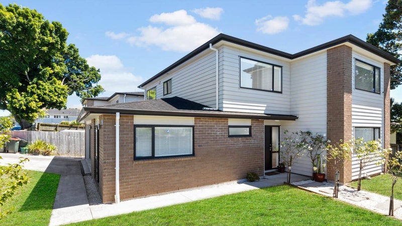 11 Te Hana Road, Panmure, Auckland - Carousel 1