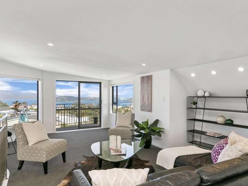 42 Mandalay Terrace, Khandallah, Wellington - Carousel 1