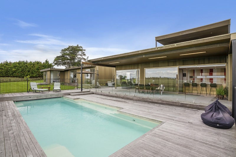 193 Urquhart Road, Karaka, Papakura - Carousel 1