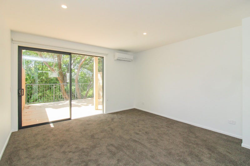 96 Washington Avenue, Brooklyn, Wellington - Carousel 2