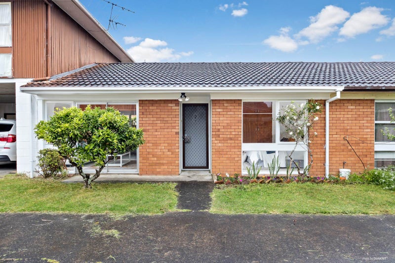 2/41 Kingsway Avenue, Sandringham, Auckland - Carousel 1