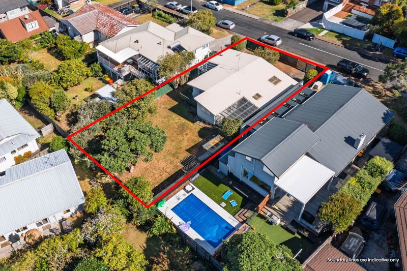 9 Stanaway Street, Hillcrest, Auckland - Carousel 1