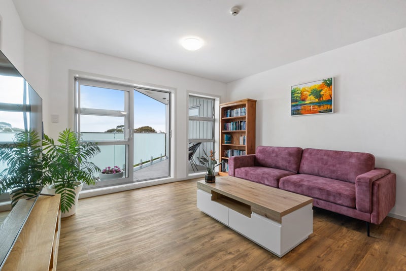 4/270 Onewa Road, Birkenhead, Auckland - Carousel 2