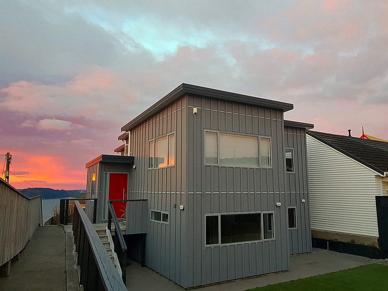 156 Homebush Road, Khandallah, Wellington - Carousel 1