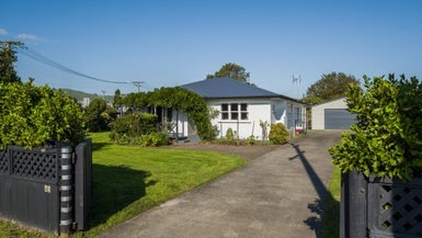 45 De Lautour Road, Inner Kaiti, Gisborne - Carousel 1