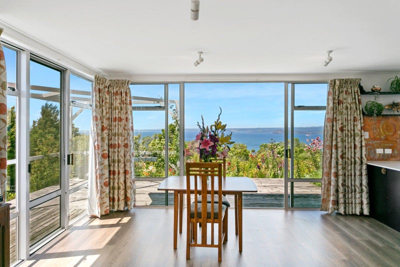 21 Parerohi Grove, Turangi - Carousel 2