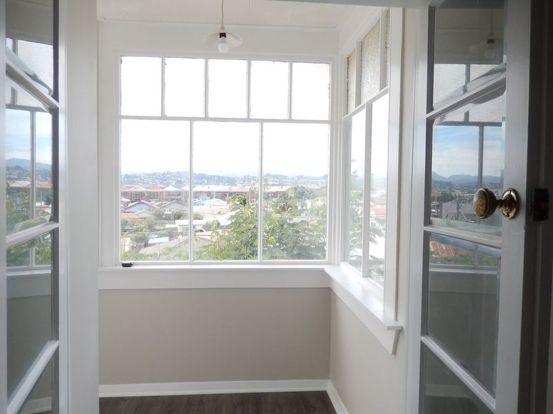 20 Queens Drive, Kilbirnie, Wellington - Carousel 2