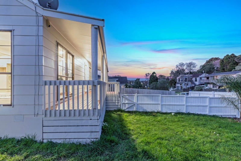 90 Oaktree Avenue, Browns Bay, Auckland - Carousel 31