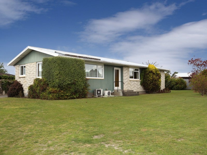 33 Folkestone Drive, Flaxmere, Hastings - Carousel 1
